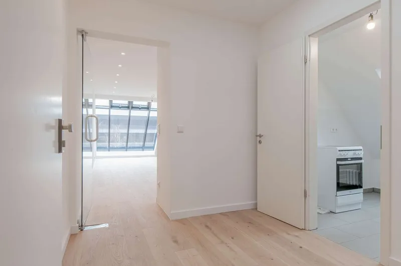 Wollen SIE ein DENKMAL setzen oder in einem WOHNEN? Ihre 1 Zimmer Wohnung! — photo 1